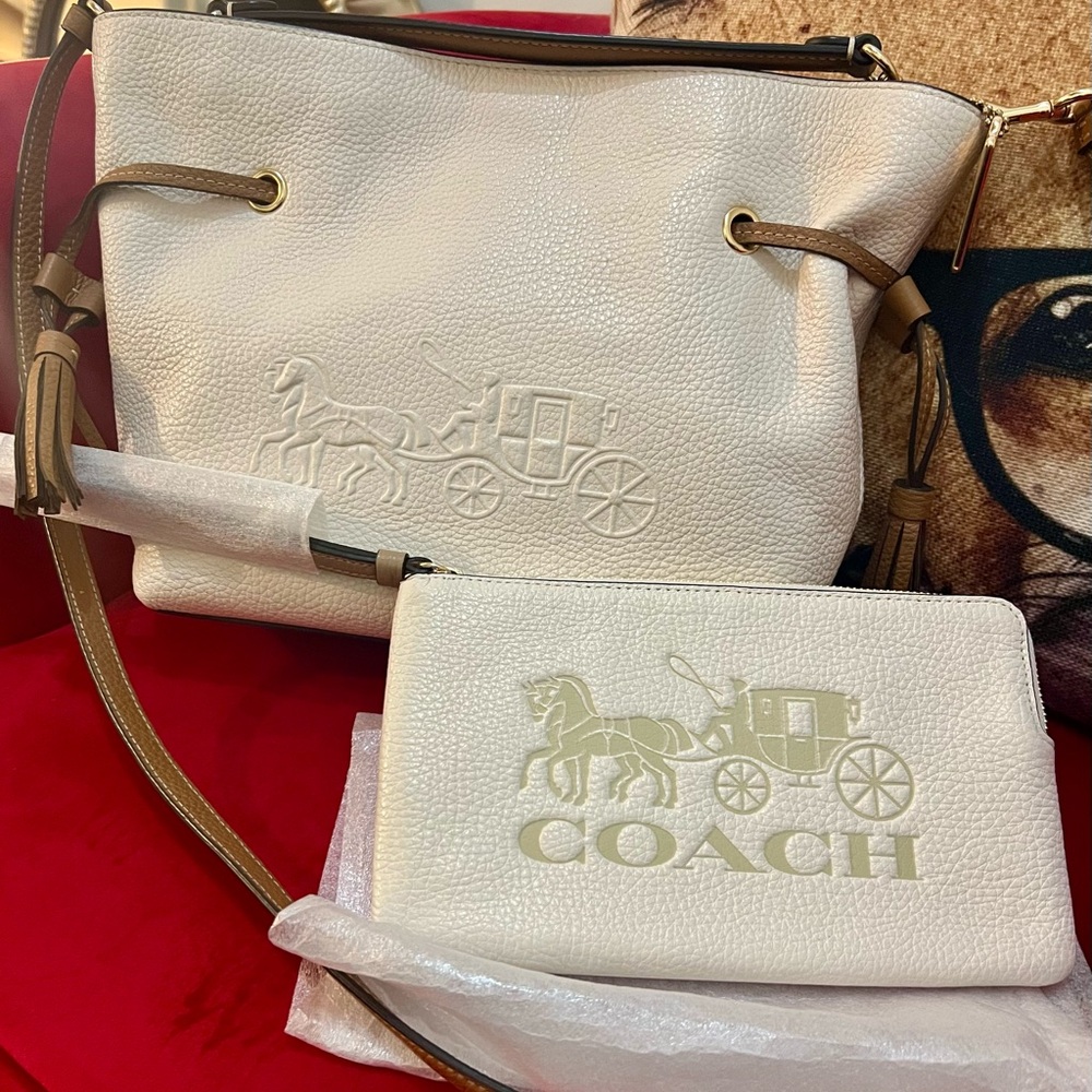 Coach Horse Carriage Bundle Andy Cross Bag,NWT Large Wristlet FINAL SPRING SALE